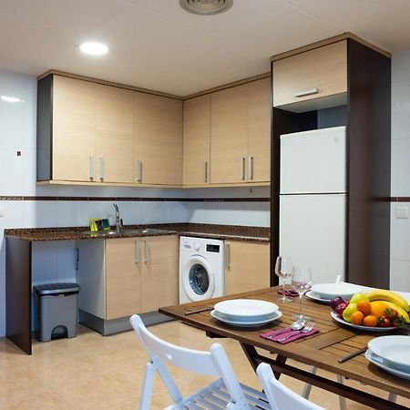 Lovely 2 Bedroom Terrace Wifi Parking Ac Heating Attic Valencia Exterior photo